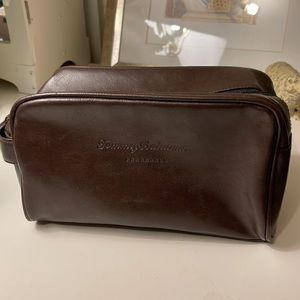 Tommy Bahama Men Brown Toiletry Bag